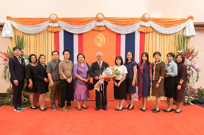 รางวัลผู้มีอุปการคุณต่อวงการห้องสมุด