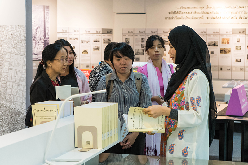 ยินดีต้อนรับ เจ้าหน้าที่บรรณารักษ์ จากมหาวิทยาลัยดากอน และ มหาวิทยาลัยอีสต์ยางกอน ประเทศเมียนมาร์ โดยสถาบันสิทธิมนุษยชนและสันติศึกษา มหาวิทยาลัยมหิดล